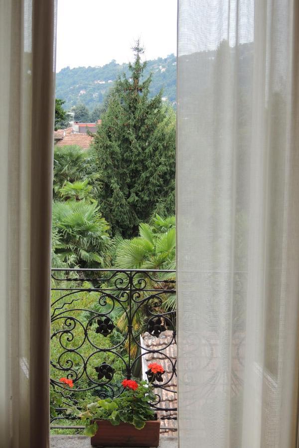B&B Villa Margherita Lesa Buitenkant foto