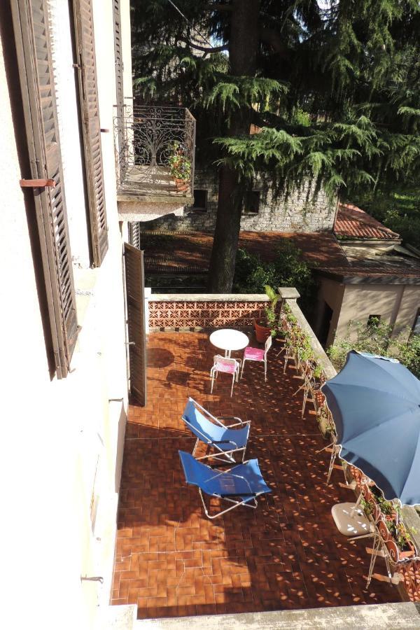 B&B Villa Margherita Lesa Buitenkant foto