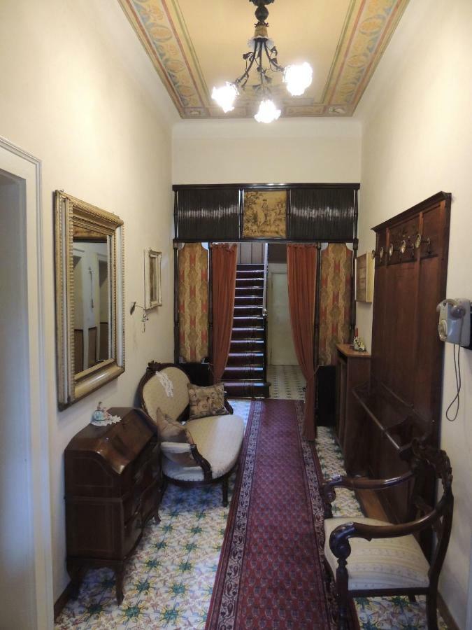 B&B Villa Margherita Lesa Buitenkant foto