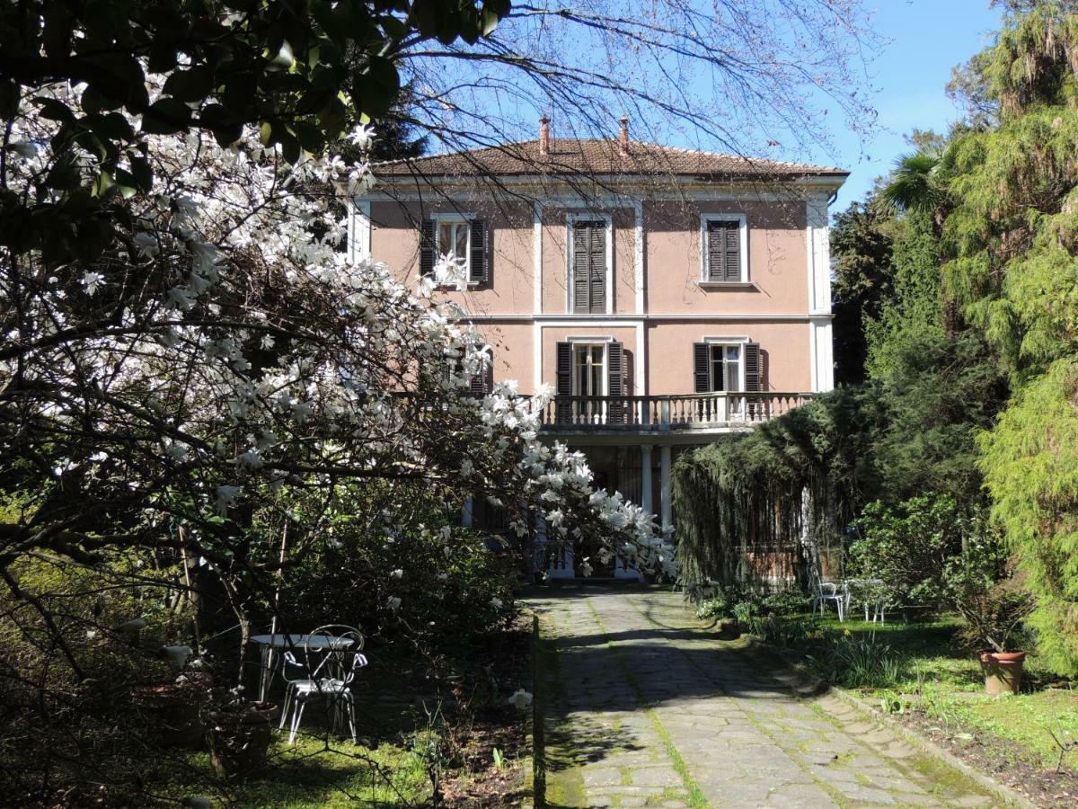 B&B Villa Margherita Lesa Buitenkant foto