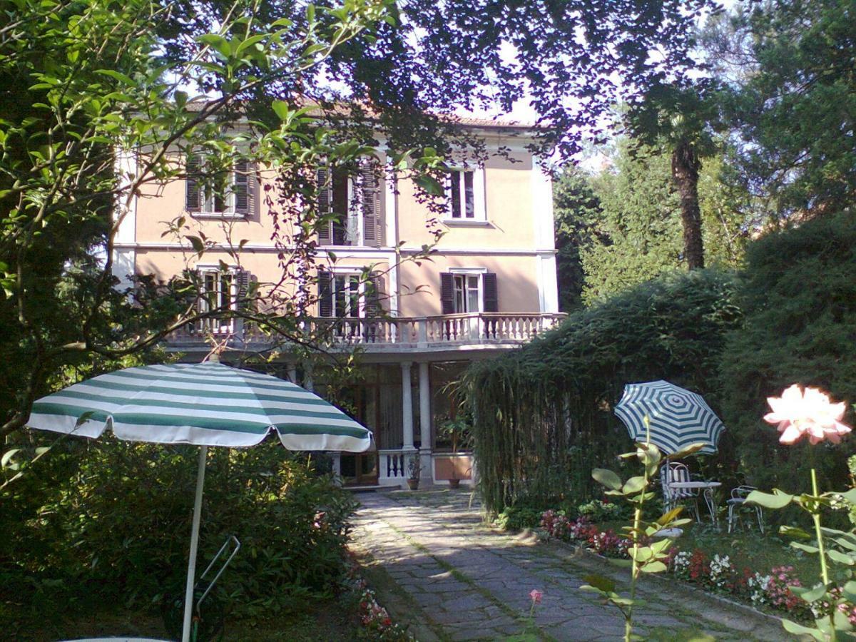 B&B Villa Margherita Lesa Buitenkant foto