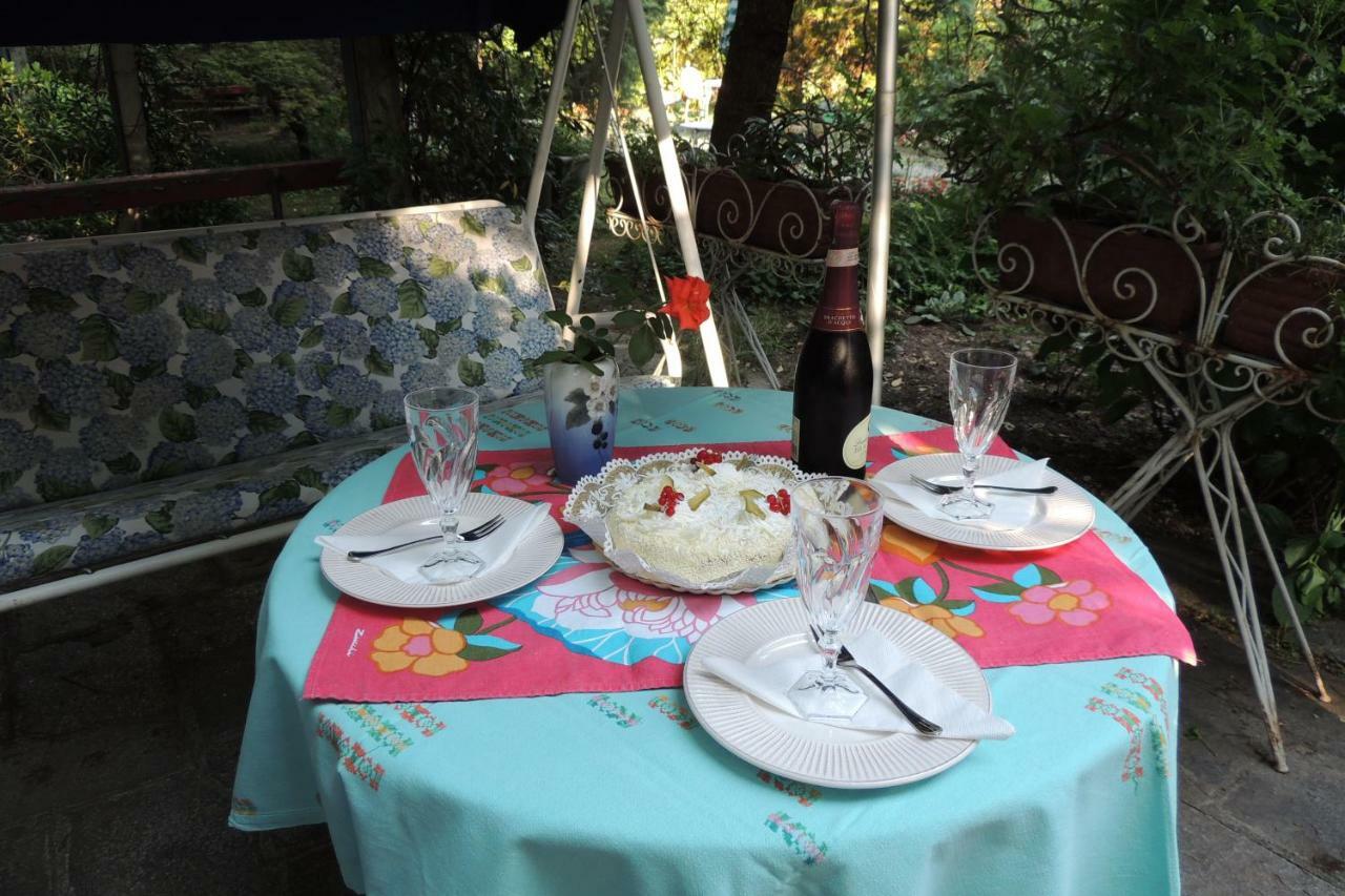 B&B Villa Margherita Lesa Buitenkant foto